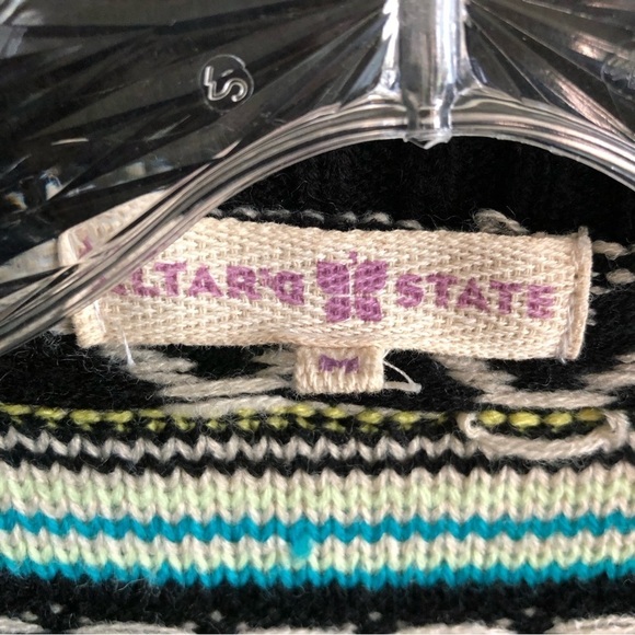 Altar'd State Aztec Stripe Open Front Long Cardigan Oversized Women's Sz Medium - Picture 9 of 9